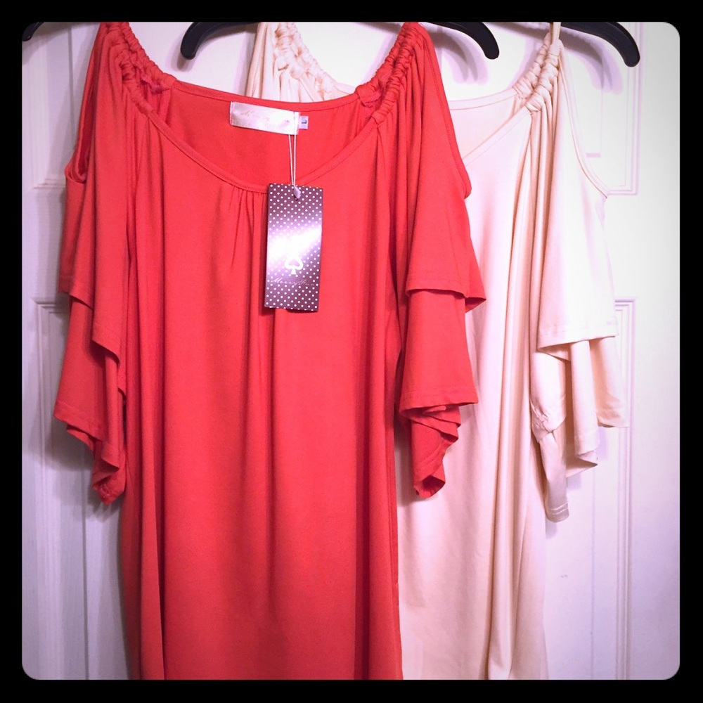 •Brand new •size large• cold shoulder tops•